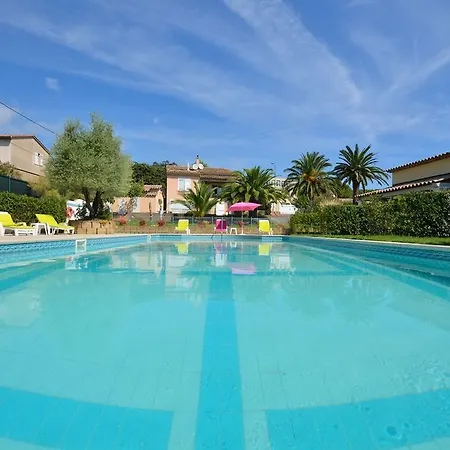Les 4 Saisons Tropez Apartment *